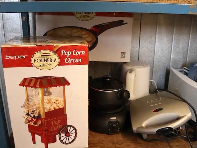 Partij huisraad - afbeelding 2 van  3