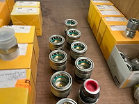 Partij hydrauliek componenten - afbeelding 8 van  12