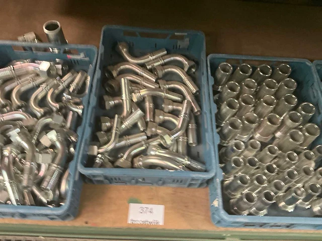 Partij hydrauliek pers-en slangkoppelingen - afbeelding 5 van  8