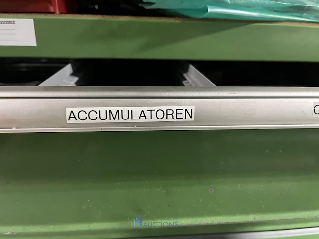 Partij hydraulische componenten, accumulatoren en meetapparatuur - afbeelding 7 van  64