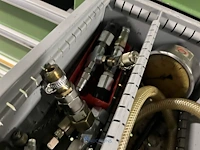 Partij hydraulische componenten, accumulatoren en meetapparatuur - afbeelding 28 van  64