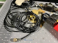 Partij hydraulische componenten, accumulatoren en meetapparatuur - afbeelding 31 van  64