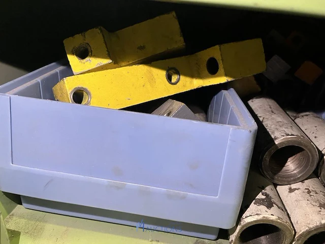 Partij hydraulische componenten, accumulatoren en meetapparatuur - afbeelding 49 van  64