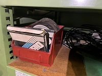 Partij hydraulische componenten, accumulatoren en meetapparatuur - afbeelding 54 van  64