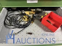 Partij hydraulische componenten, accumulatoren en meetapparatuur - afbeelding 62 van  64