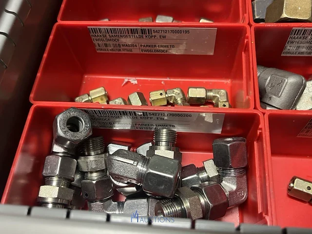 Partij hydraulische koppelingen en appendages - afbeelding 7 van  130