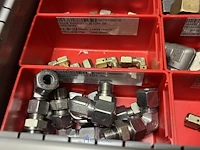 Partij hydraulische koppelingen en appendages - afbeelding 7 van  130