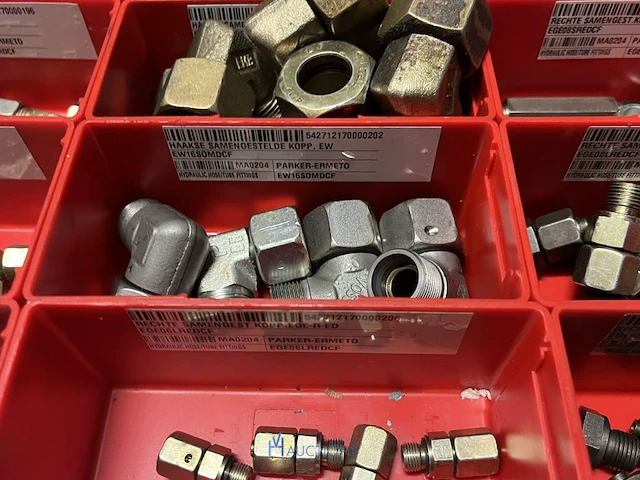 Partij hydraulische koppelingen en appendages - afbeelding 10 van  130