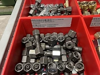 Partij hydraulische koppelingen en appendages - afbeelding 19 van  130