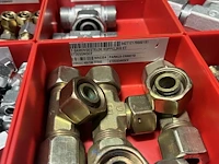 Partij hydraulische koppelingen en appendages - afbeelding 25 van  130