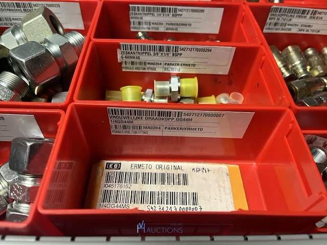Partij hydraulische koppelingen en appendages - afbeelding 50 van  130