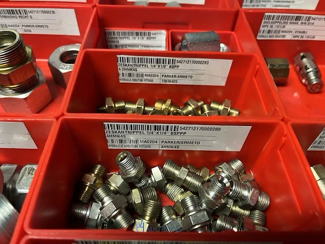 Partij hydraulische koppelingen en appendages - afbeelding 51 van  130