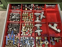 Partij hydraulische koppelingen en appendages - afbeelding 43 van  130