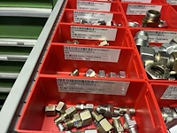 Partij hydraulische koppelingen en appendages - afbeelding 57 van  130