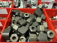 Partij hydraulische koppelingen en appendages - afbeelding 64 van  130