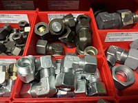 Partij hydraulische koppelingen en appendages - afbeelding 66 van  130
