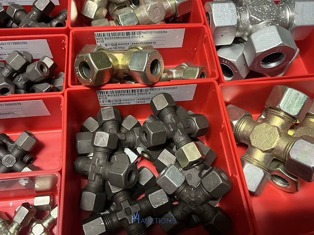 Partij hydraulische koppelingen en appendages - afbeelding 86 van  130