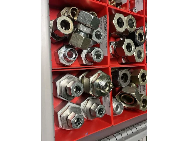 Partij hydraulische koppelingen en appendages - afbeelding 102 van  130