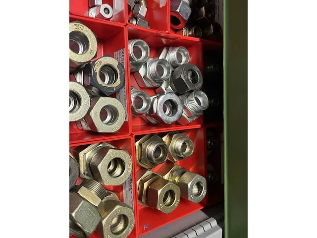 Partij hydraulische koppelingen en appendages - afbeelding 103 van  130