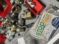 Partij hydraulische koppelingen en appendages - afbeelding 115 van  130