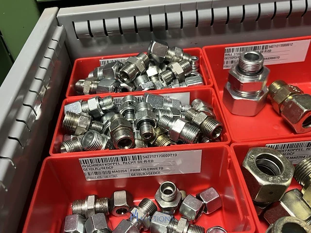 Partij hydraulische koppelingen en appendages - afbeelding 124 van  130