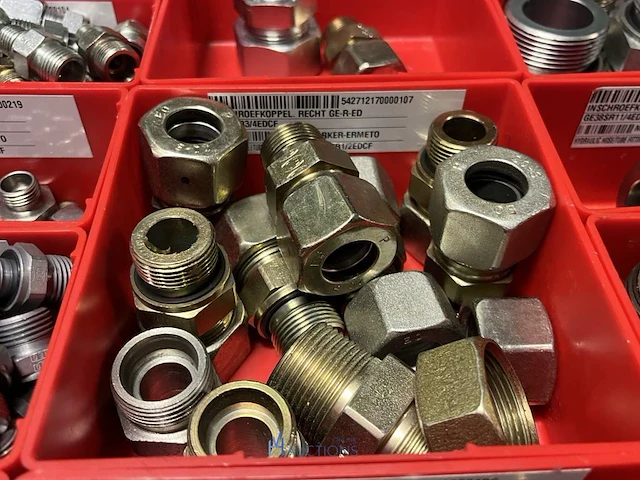 Partij hydraulische koppelingen en appendages - afbeelding 128 van  130