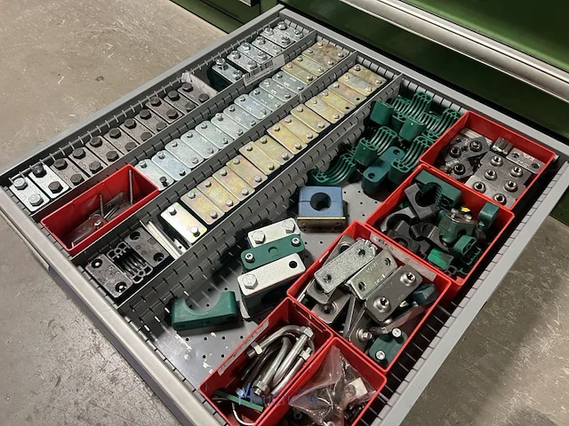 Partij hydraulische koppelingen en slangen - afbeelding 10 van  120
