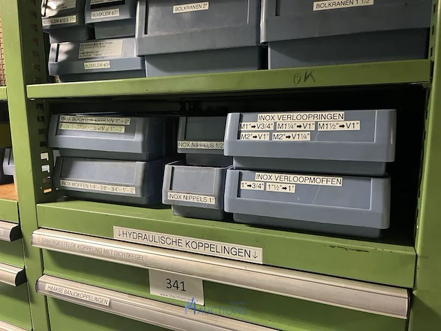 Partij hydraulische koppelingen en slangen - afbeelding 16 van  120