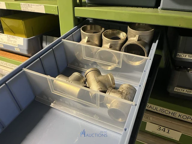 Partij hydraulische koppelingen en slangen - afbeelding 20 van  120
