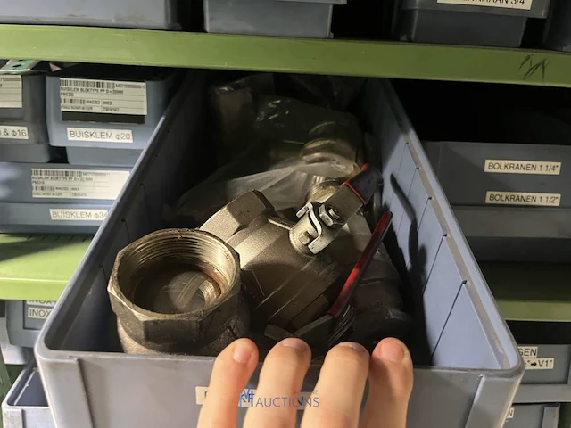 Partij hydraulische koppelingen en slangen - afbeelding 23 van  120