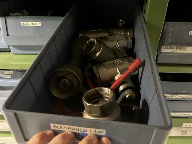 Partij hydraulische koppelingen en slangen - afbeelding 25 van  120