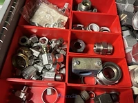 Partij hydraulische koppelingen en slangen - afbeelding 41 van  120