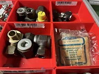 Partij hydraulische koppelingen en slangen - afbeelding 53 van  120