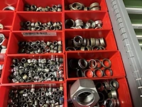 Partij hydraulische koppelingen en slangen - afbeelding 61 van  120