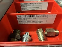 Partij hydraulische koppelingen en slangen - afbeelding 73 van  120