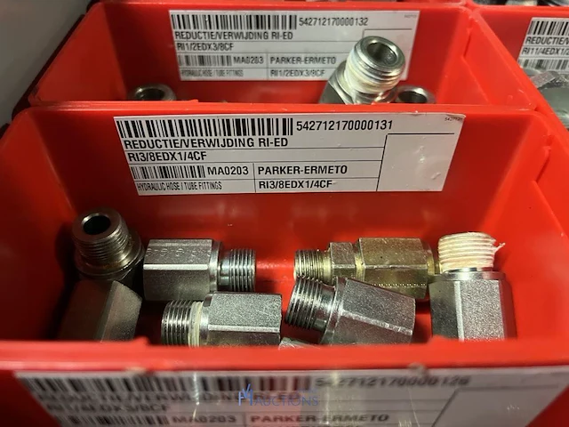Partij hydraulische koppelingen en slangen - afbeelding 74 van  120