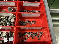 Partij hydraulische koppelingen en slangen - afbeelding 103 van  120