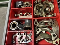 Partij hydraulische koppelingen en slangen - afbeelding 108 van  120