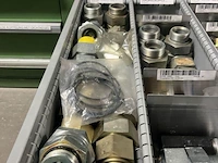 Partij hydraulische koppelingen en slangen - afbeelding 112 van  120