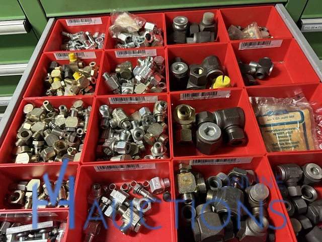 Partij hydraulische koppelingen - afbeelding 2 van  16