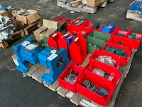 Partij hydraulische onderdelen - afbeelding 8 van  10