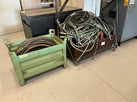 Partij hydraulische slangen - afbeelding 1 van  2