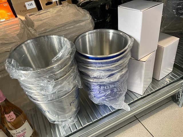 Partij ijsemmers - afbeelding 13 van  16