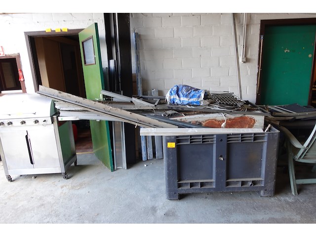 Partij ijzer - afbeelding 1 van  17