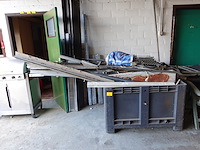 Partij ijzer - afbeelding 1 van  17