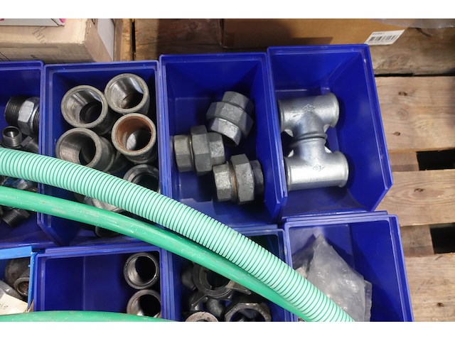 Partij ijzerwaren - afbeelding 9 van  21