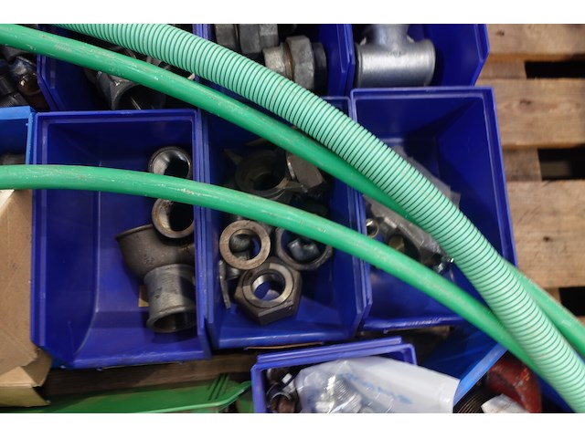 Partij ijzerwaren - afbeelding 10 van  21