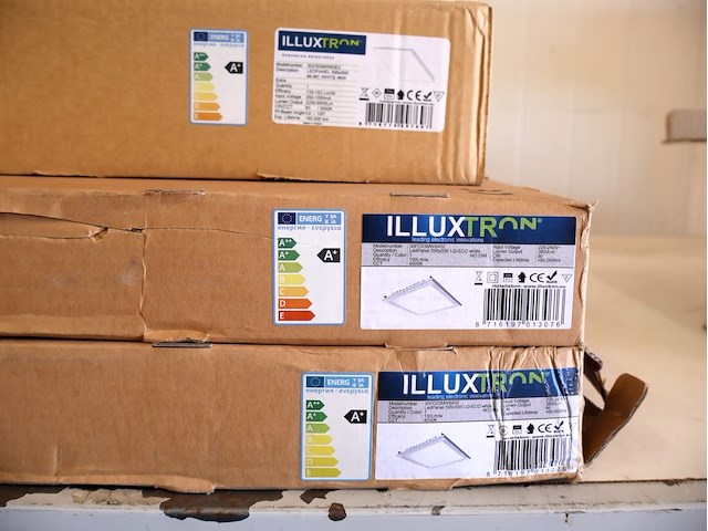 Partij illuxtron - afbeelding 5 van  6