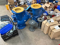 Partij industrieel installatiemateriaal voor sanitair en verwarming - afbeelding 25 van  29