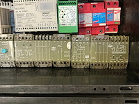 Partij industriële componenten - afbeelding 7 van  18